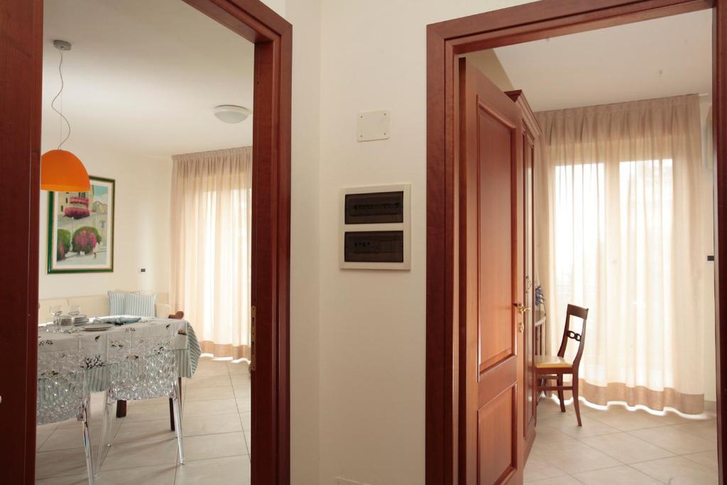 Residence Dell'Angelo Ospedaletti Δωμάτιο φωτογραφία